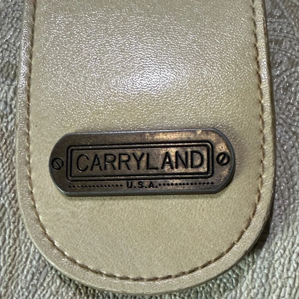 Chic Cream Paisley Tote Bag - Picture 13 of 13